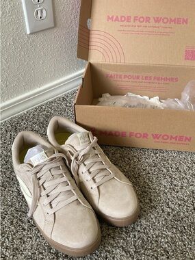 Ryka Beige Suede Sneakers with Cream Wave Accent